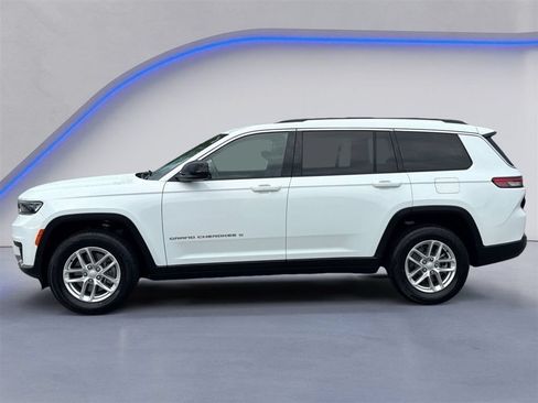 Used 2021 Jeep Grand Cherokee L Laredo w/ Luxury Tech Group I AWD/4WD image 7