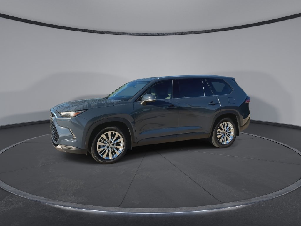 Used 2025 Toyota Grand Highlander AWD image 5
