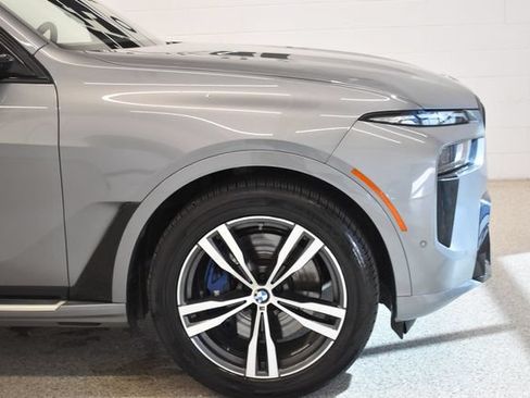 Used 2026 BMW X7 xDrive40i AWD/4WD image 13