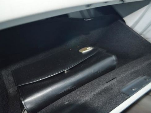 Used 2011 Toyota Avalon Limited FWD image 20
