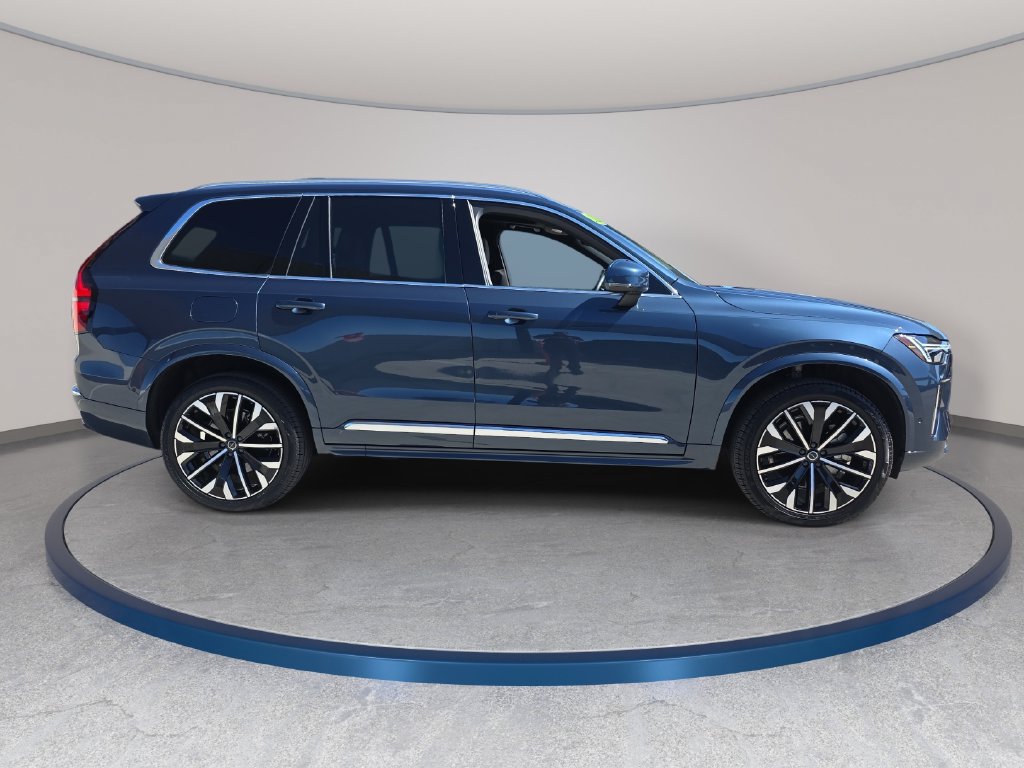 Used 2026 Volvo XC90 B6 Plus w/ Protection Package Premier AWD/4WD image 5