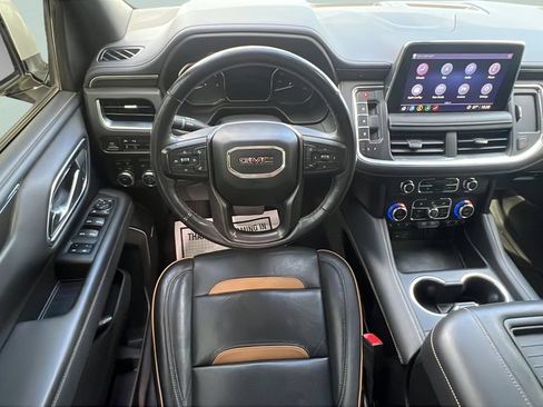Used 2021 GMC Yukon AT4 w/ AT4 Premium Package AWD/4WD image 12