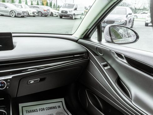 Used 2023 Genesis G80 2.5T image 11