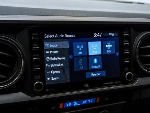 Used 2022 Toyota Tacoma TRD Sport w/ TRD Premium Sport Package AWD/4WD image 60