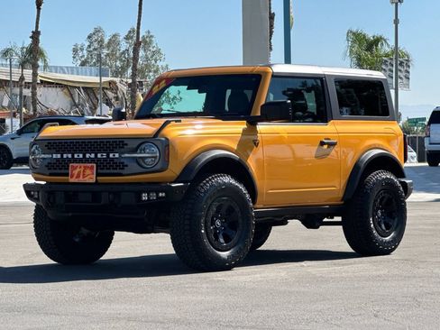 Used 2022 Ford Bronco Badlands AWD/4WD image 1