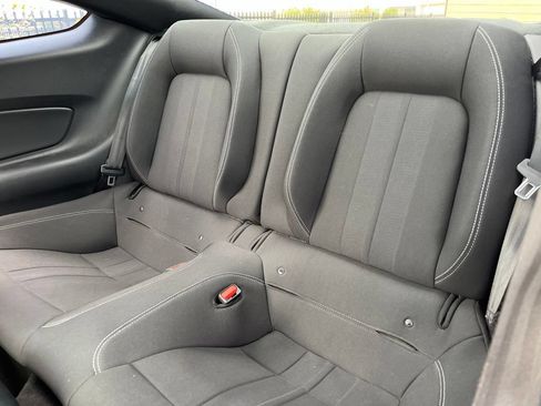 Used 2022 Ford Mustang GT w/ Black Accent Package RWD image 24