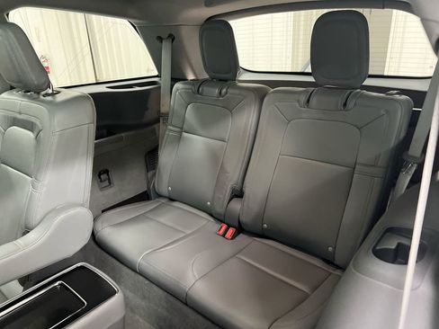 Used 2020 Lincoln Aviator Reserve w/ Equipment Group 201A image 25