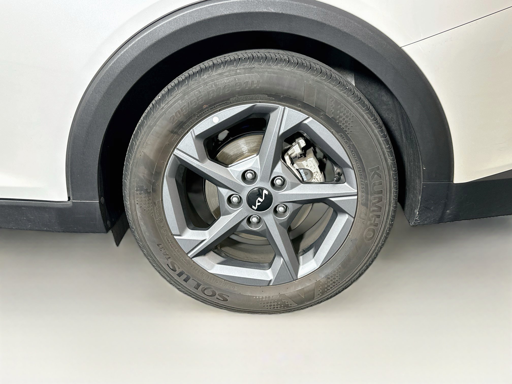 Used 2025 Kia K4 FWD image 11