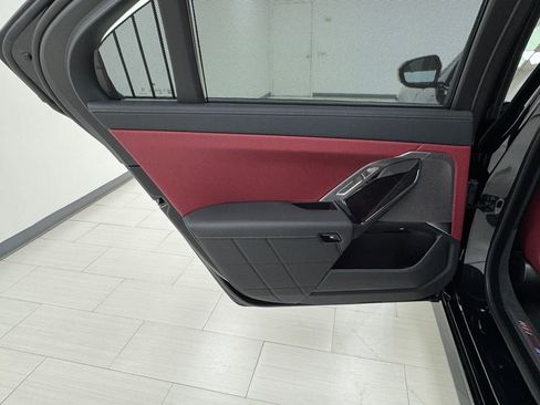 Used 2025 BMW 740i xDrive image 11