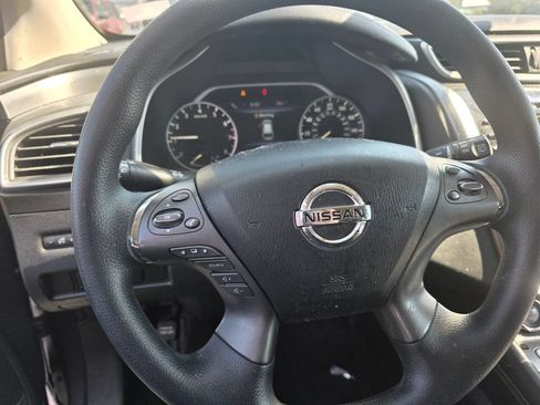 Used 2021 Nissan Murano S AWD/4WD image 10