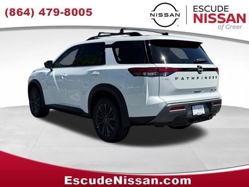 New 2026 Nissan Pathfinder SL w/ SL Premium Package AWD/4WD image 5