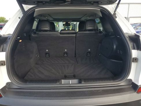 Certified 2022 Jeep Cherokee Limited w/ Elite Package AWD/4WD image 10