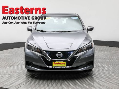 Used 2022 Nissan Leaf S image 2