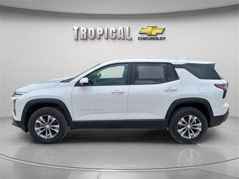 New 2026 Chevrolet Equinox LT image 2