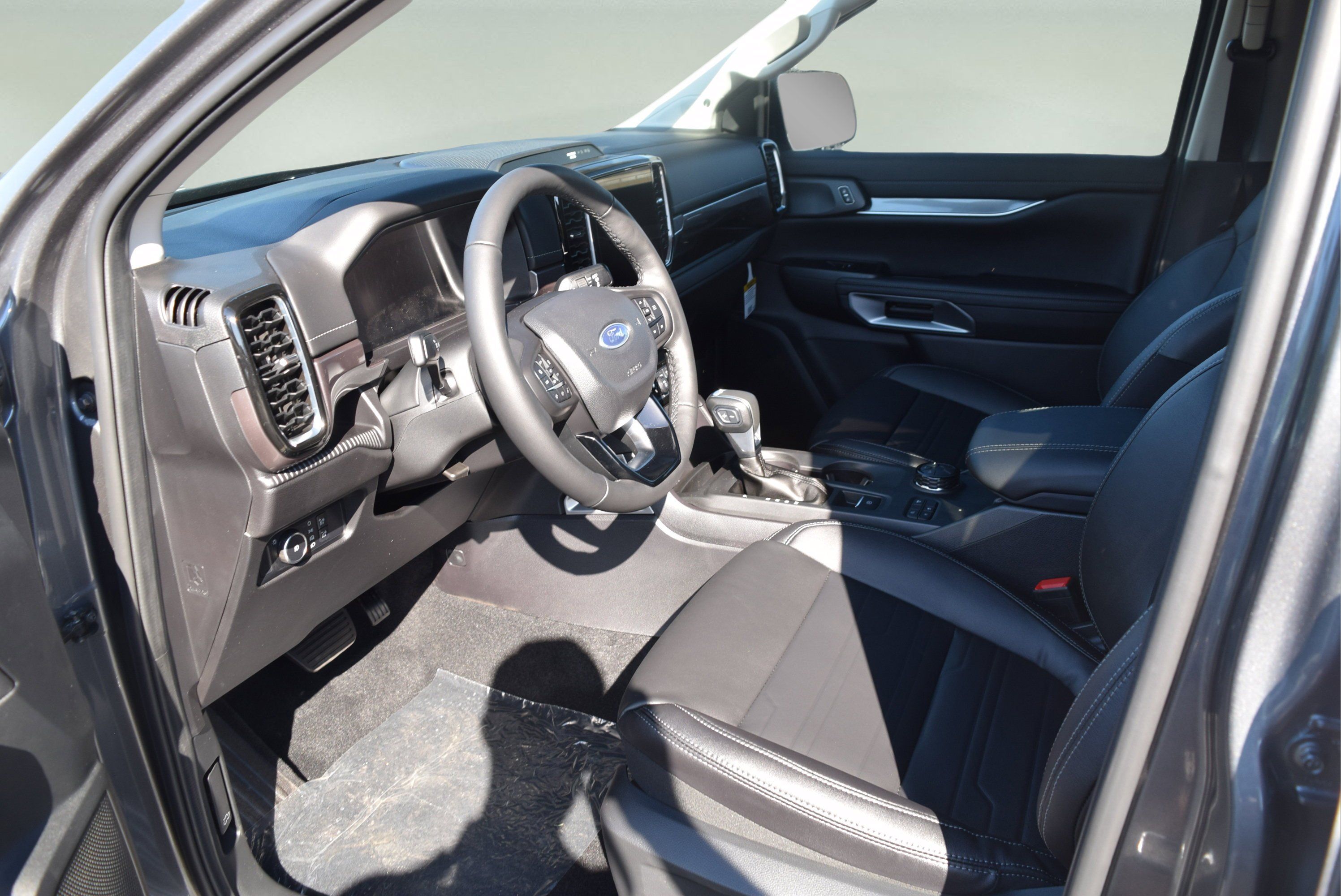 Used 2025 Ford Ranger Lariat AWD/4WD image 6