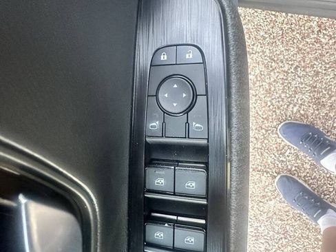 Used 2026 Nissan Kicks SV AWD/4WD image 18