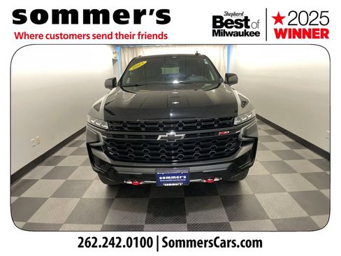 Used 2023 Chevrolet Suburban Z71 w/ Luxury Package AWD/4WD image 8