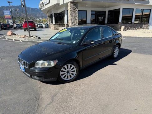 Used 2005 Volvo S40 2.4i FWD image 2