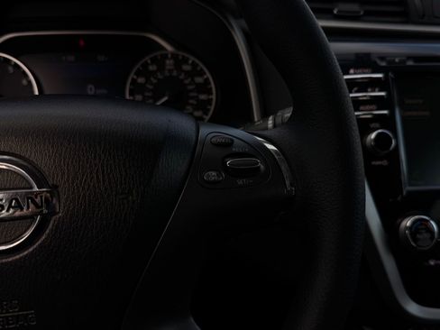 Used 2019 Nissan Murano S AWD/4WD image 25