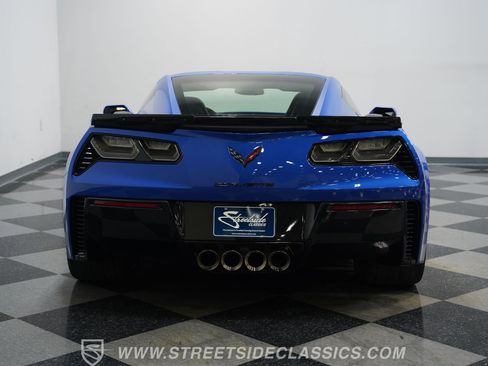 Used 2019 Chevrolet Corvette Z06 w/ Battery Protection Package image 10