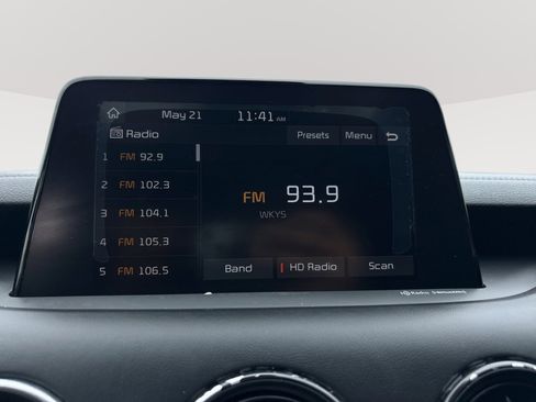 Used 2018 Kia Stinger Premium RWD image 12