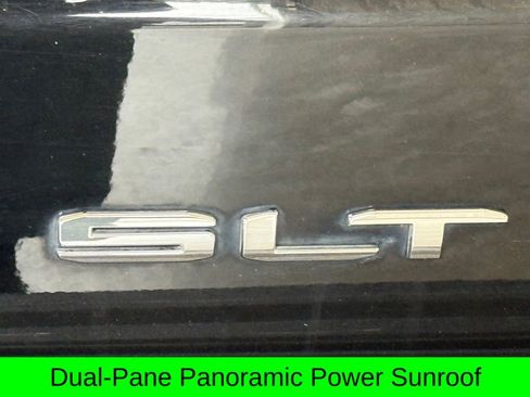 Used 2021 GMC Yukon XL SLT w/ SLT Premium Package AWD/4WD image 9