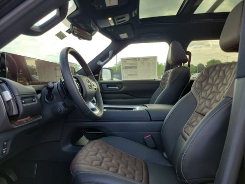 New 2025 Nissan Armada Platinum w/ Convenience Package image 15