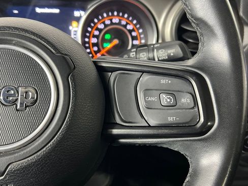 Used 2018 Jeep Wrangler Unlimited Sport S image 10