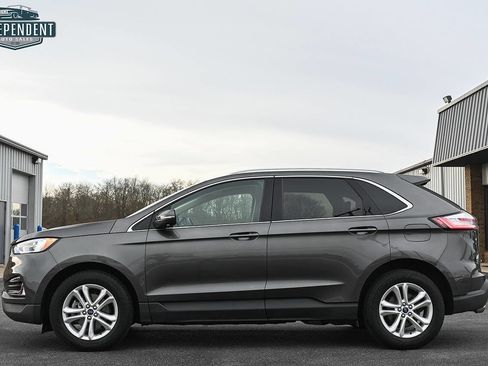 Used 2019 Ford Edge SEL w/ Equipment Group 201A image 4