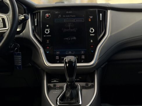 Used 2020 Subaru Outback Premium image 19