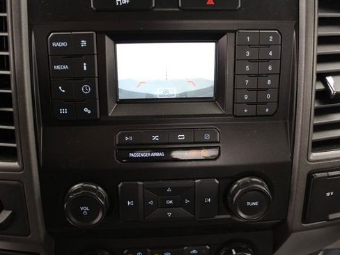 Used 2020 Ford F250 XL w/ Power Equipment Group RWD image 6
