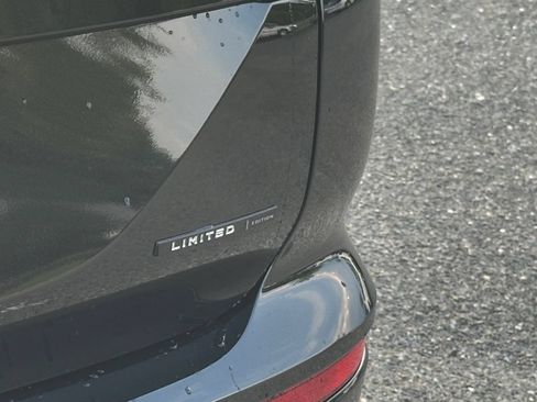 New 2026 Mitsubishi Outlander LE AWD/4WD image 33