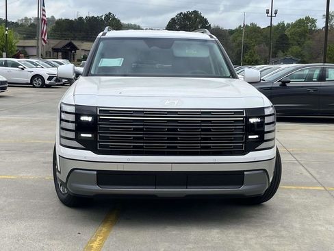 New 2026 Hyundai Palisade FWD Hybrid image 2