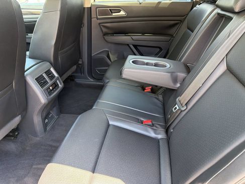 Used 2018 Volkswagen Atlas SEL FWD image 22