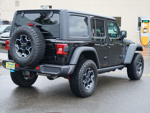 Used 2023 Jeep Wrangler Unlimited Rubicon 4xe w/ Cold Weather Group AWD/4WD image 3