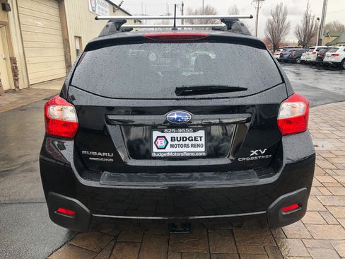 Used 2015 Subaru Crosstrek 2.0i Premium image 3