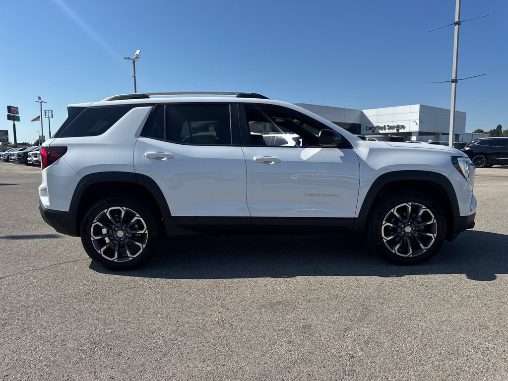 New 2027 GMC Terrain Elevation w/ Elevation Premium Package FWD image 8