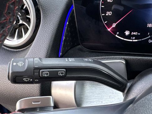 Certified 2024 Mercedes-Benz GLB 250 image 29