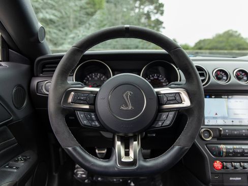 Used 2017 Ford Mustang Shelby GT350 image 31