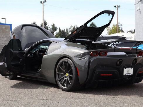Used 2021 Ferrari SF90 Stradale AWD/4WD image 31