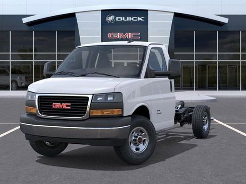 New 2025 GMC Savana 3500 w/ Power Convenience Package image 6