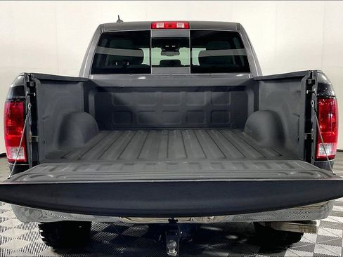 Used 2018 RAM 1500 Big Horn image 38