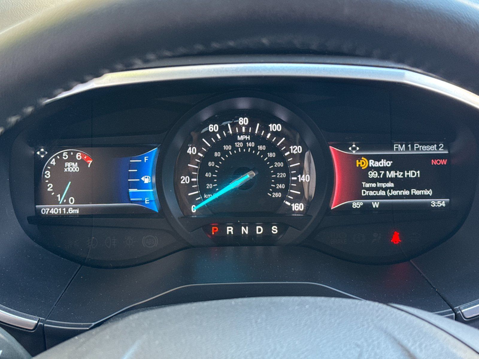 Used 2017 Ford Edge Titanium FWD image 23