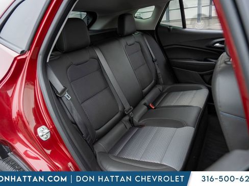Used 2024 Chevrolet Trax LT w/ Driver Confidence Package image 24