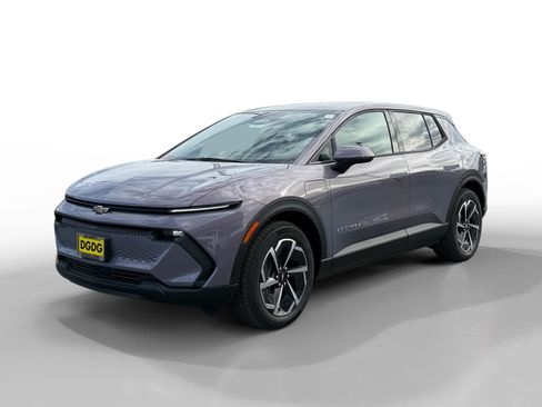 New 2026 Chevrolet Equinox EV LT image 1