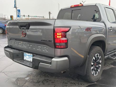 Used 2024 Nissan Frontier PRO-4X w/ Technology Package image 13