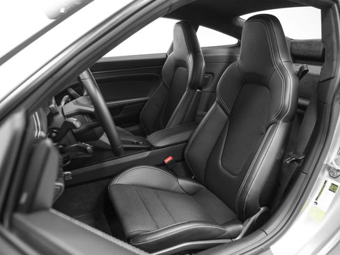 Certified 2022 Porsche 911 GT3 RWD image 62