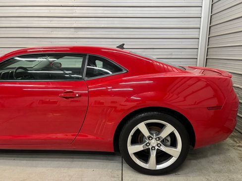 Used 2010 Chevrolet Camaro LT RWD image 5