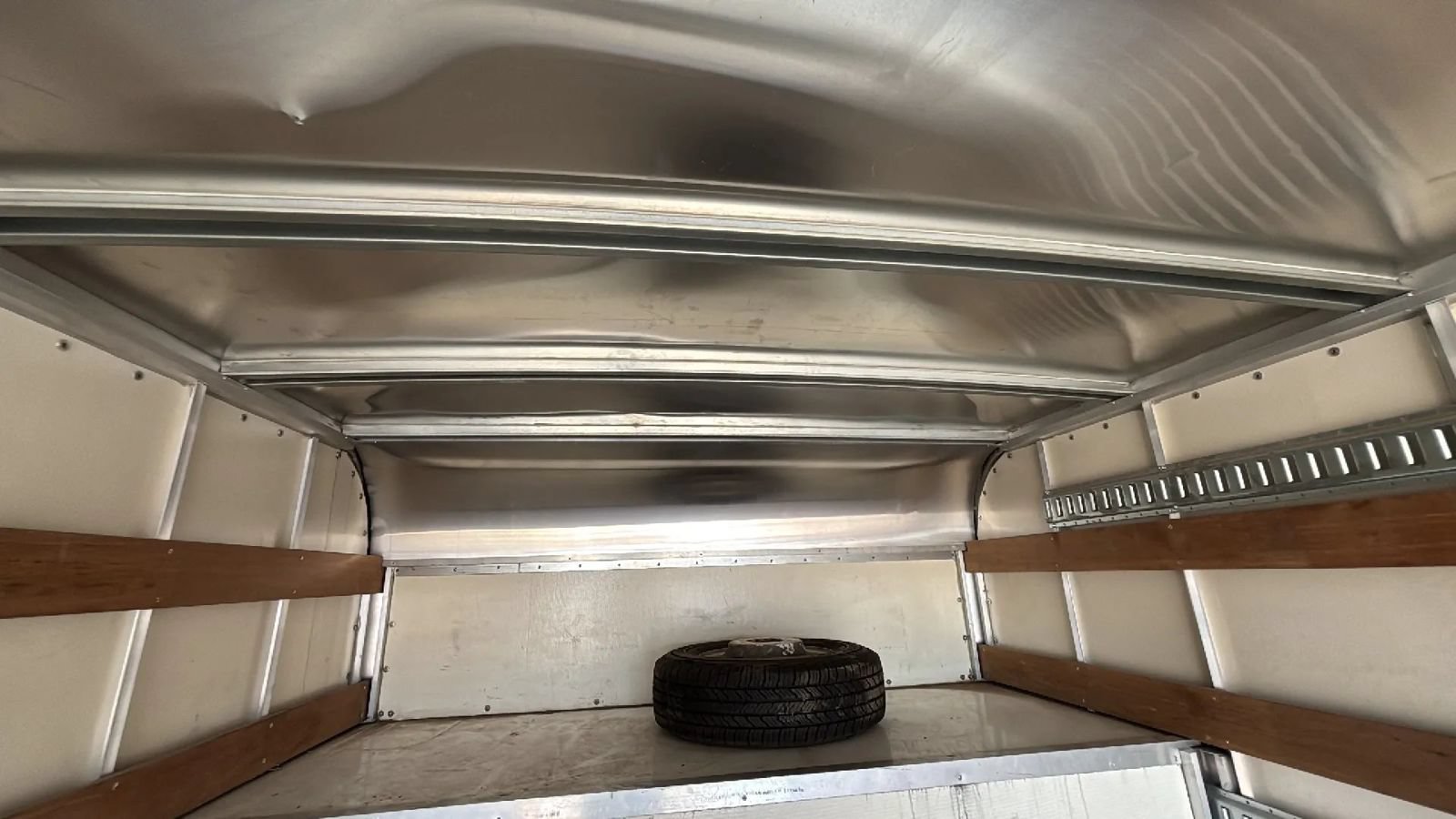 Used 2021 Ford E-350 and Econoline 350 Super Duty RWD image 33