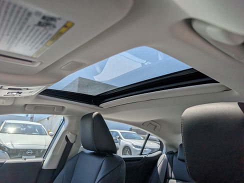 Certified 2024 Lexus ES 350 w/ Premium Package FWD image 31